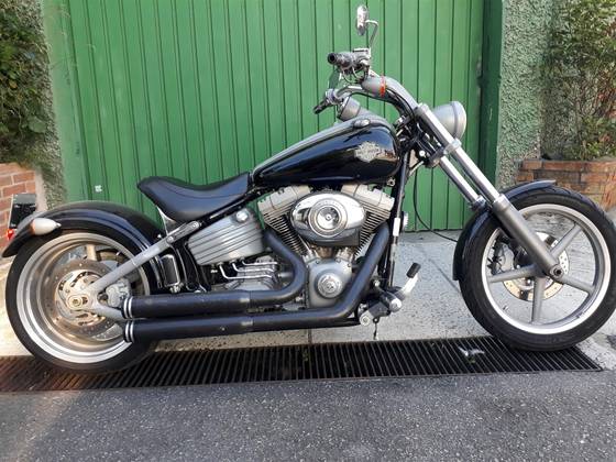 HARLEY-DAVIDSON SOFTAIL ROCKER HARLEY-DAVIDSON SOFTAIL ROCKER
